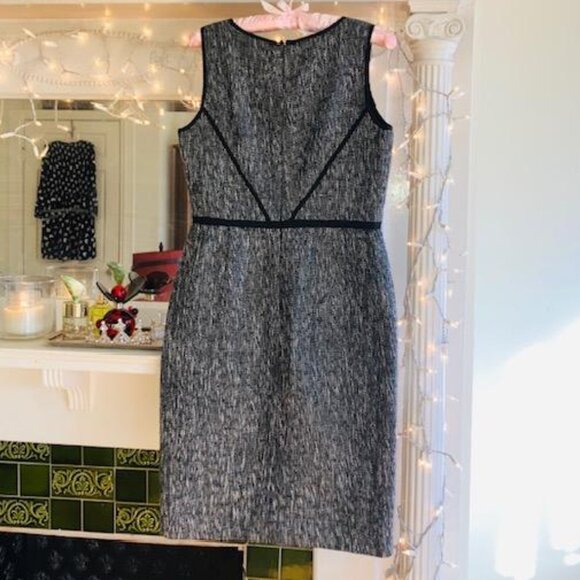 Ann Taylor Classic Tweed Pencil Sheath Dress Size 4 Elegant Business Wedding - Picture 2 of 11